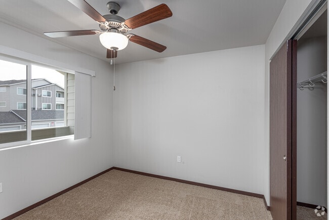 2BR, 2BA - 1,104SF