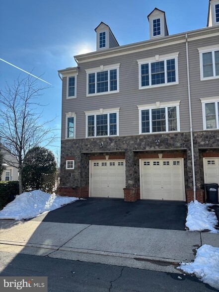 Photo - 11278 Wortham Crest Cir Townhome