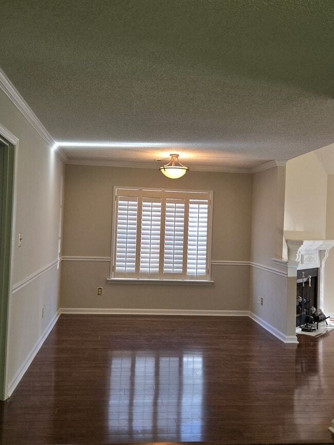 Photo - Impeccable Home in Gorgeous Neighborhood