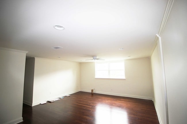 Photo - 2511 St Charles Ave Unit 403