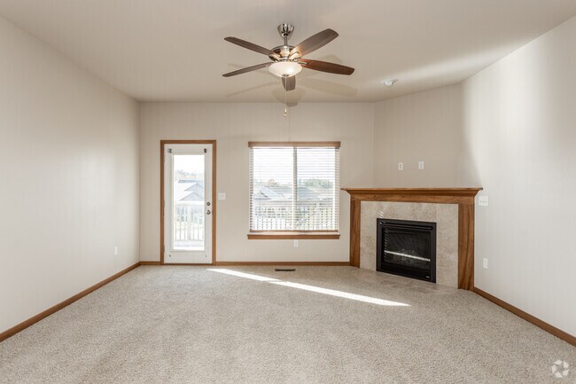 3BR, 2.5BA - 1,868 SF - Cardinal Pointe