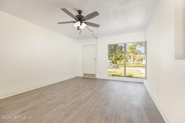 Photo - 6022 Sudbury Ave