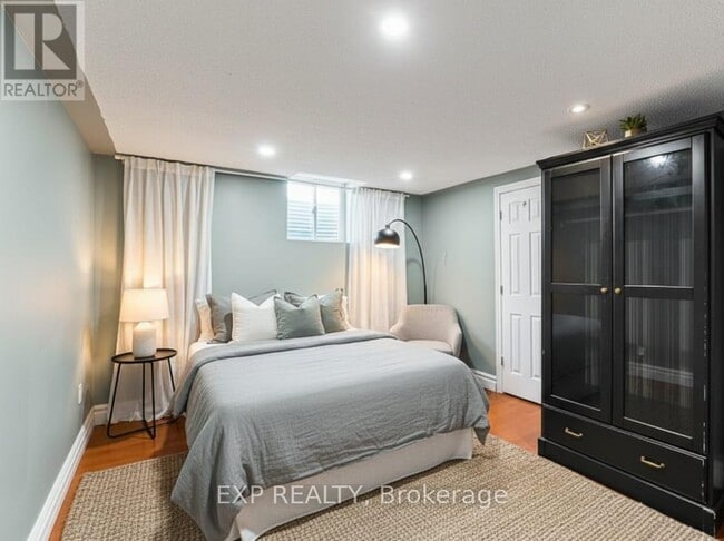 Photo - 2 Morden Crescent