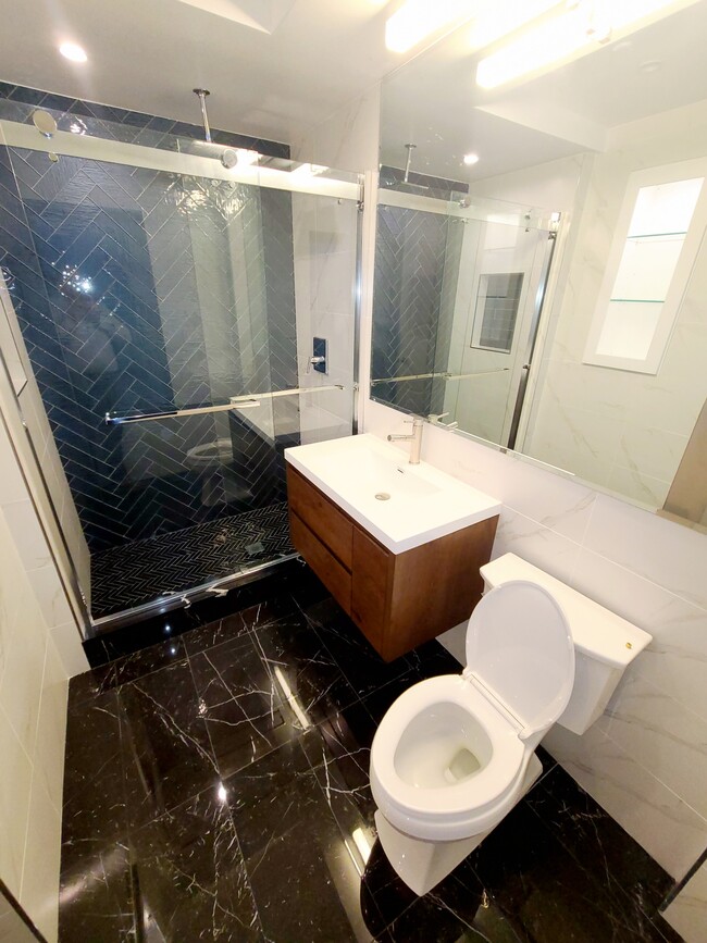 Photo - 9627 95th Ave