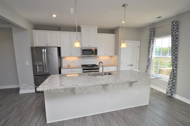 Photo - 200 Misty Pike Dr