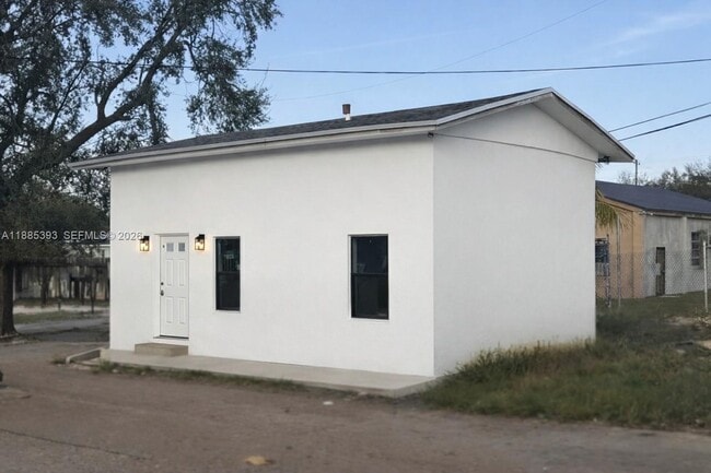 Photo - 7927 NW 16th Ave