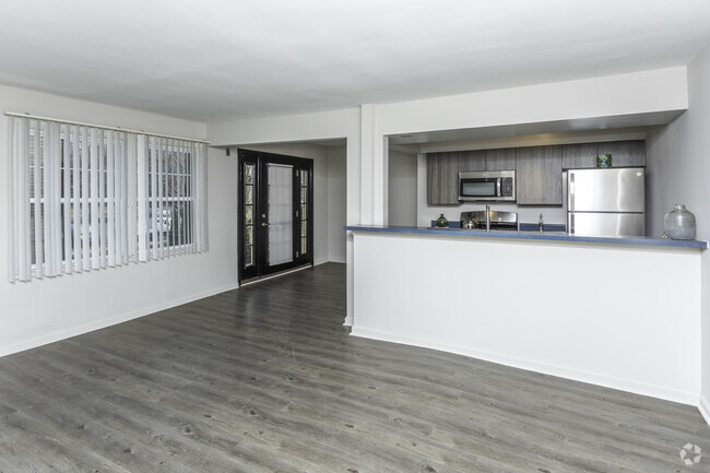 Interior Photo - RCI Shelbourne Rental