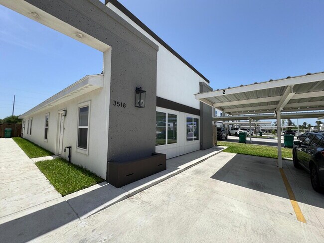 Photo - "Stylish 2-Bed, 2-Bath Gem with Granite Touches in Pharr, TX!"