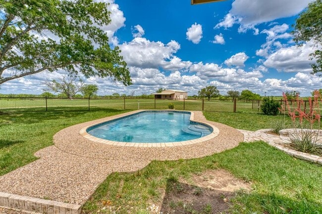 Photo - 614 Co Rd 207