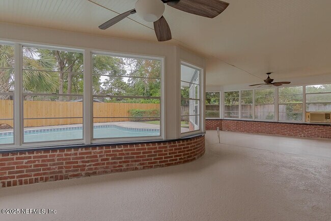 Photo - 5020 Brighton Dr