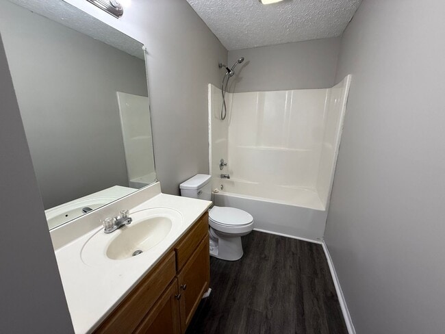 Photo - 413 Fairview Ave Unit 413 Fairview Ave. Apt. B