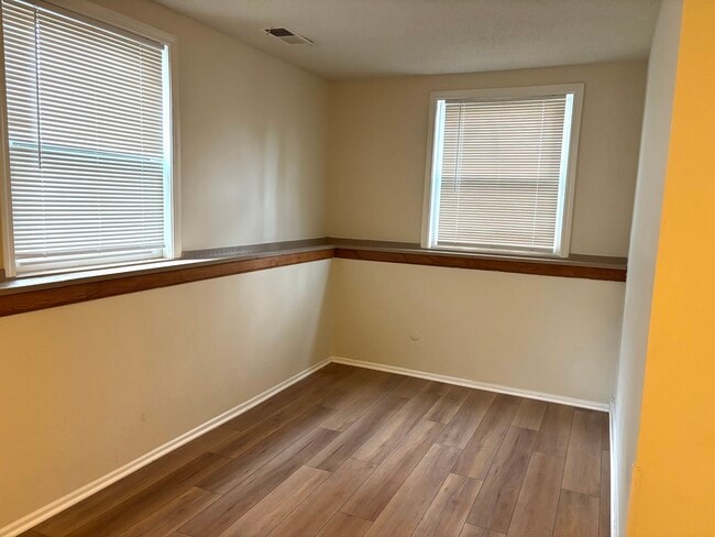 Photo - 1158 W Inverrary Ln