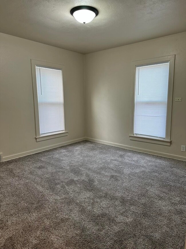 206 E Hammond St Unit 4