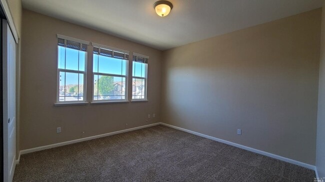 Photo - 5018 Brown Ln