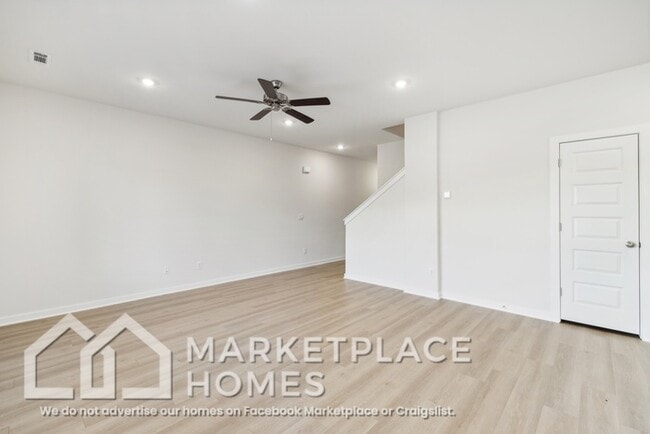 Photo - 5726 Selah St