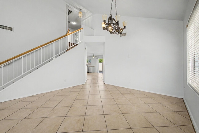 Photo - 1295 S Honeysuckle Ln