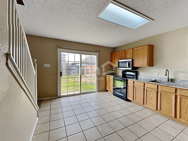 Photo - 3332 Chapel Ridge Way