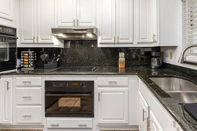 Photo - 4544 Gilpin Way Unidad ID1094214P