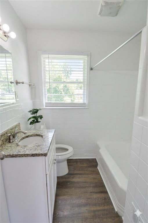 Photo - 2191 Greystone Way