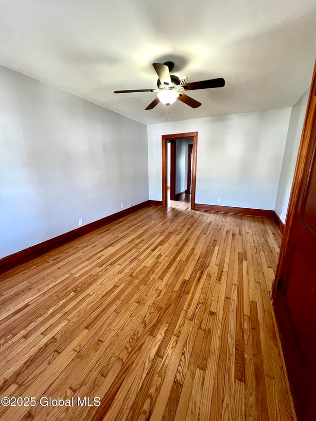 Photo - 40 Mathias Ave Unit Upstairs Apartment  2