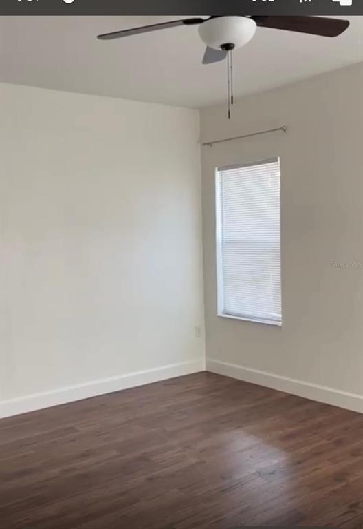 Photo - 628 Basingstoke Ct