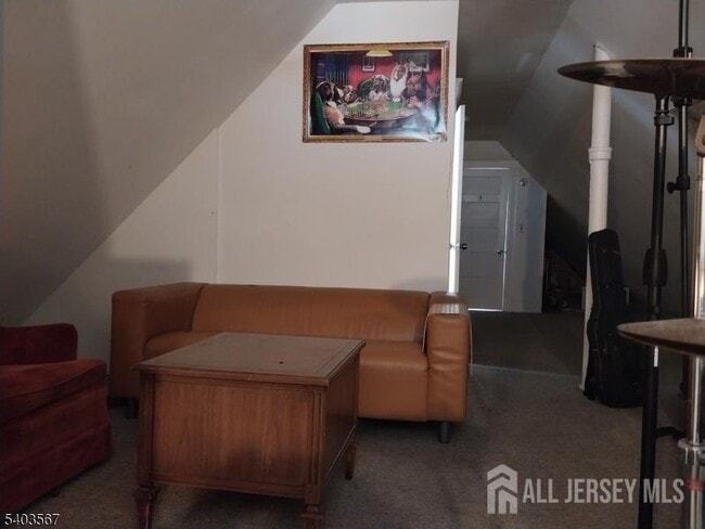 Photo - 97 Easton Ave Unidad 2