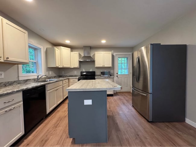 Photo - 15 McGrath Dr