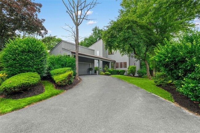 52 Talcott Rd