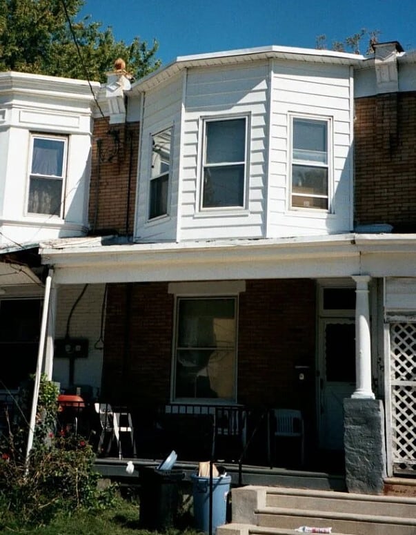 Photo - 915 Maple Terrace