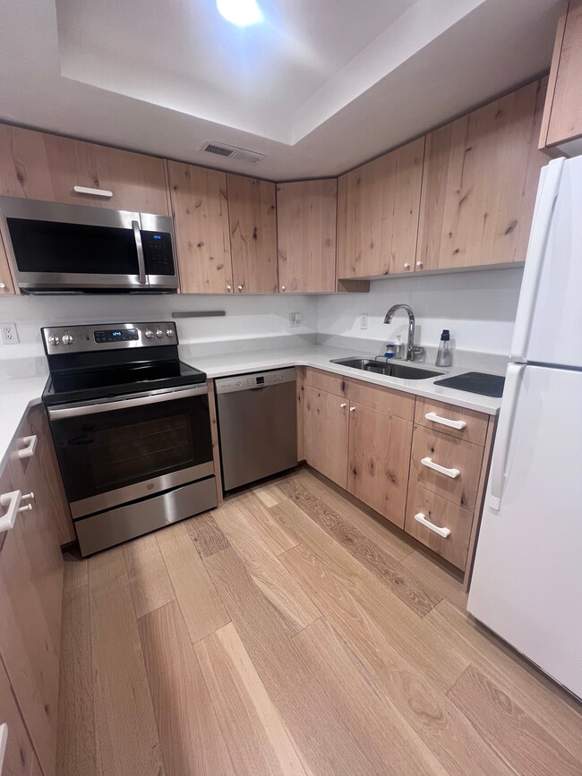 Photo - 136 E 400 N Condo Unit 202