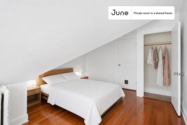 Building Photo - Room in Shared 6 bed/2 bath home in Allston Unit F