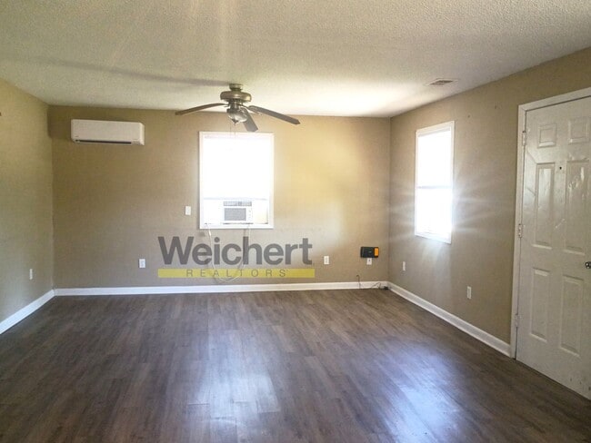 Photo - Spacious 4BR Home – Walk-In Closet & W/D Hookups