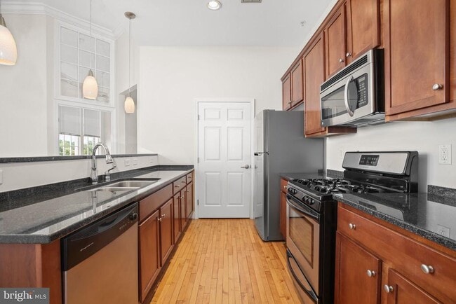 900 Barton St Unit 307