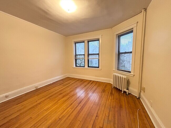 Photo - 122 Babcock St Unit 24