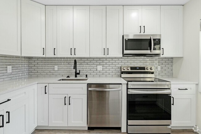 Building Photo - 21863 Arriba Real Unit 8d Rental