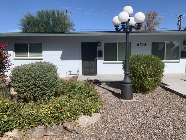 Building Photo - 6738 E Osborn Rd Unit 1 Rental