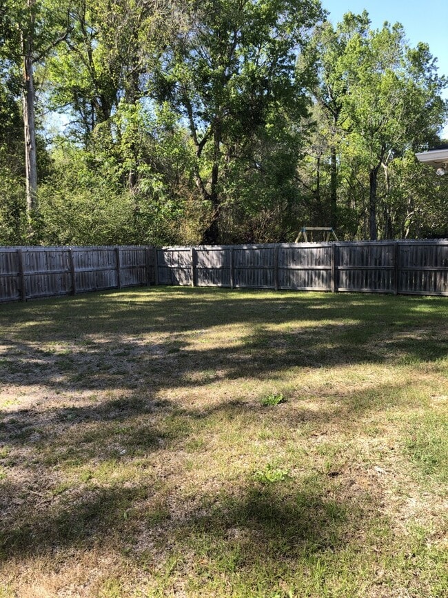 Photo - 202 Sprucepine Rd