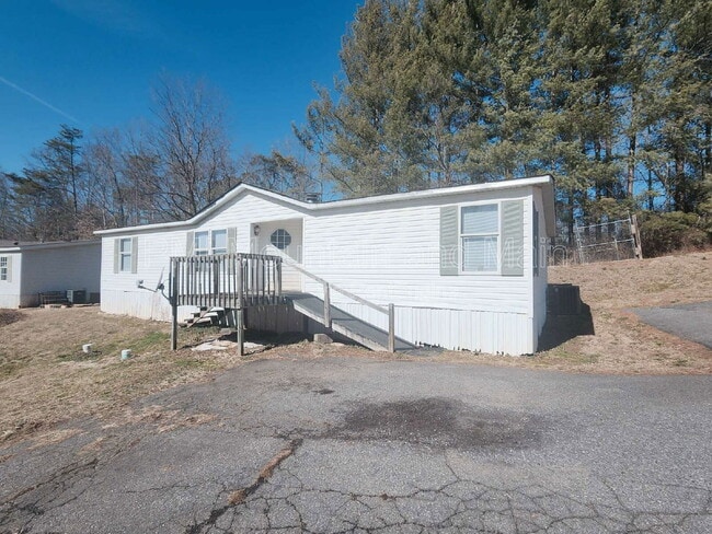 Photo - 9 Misty Mountain Way