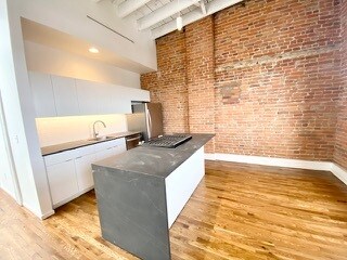 Photo - 112 SE 4th St Unidad 304