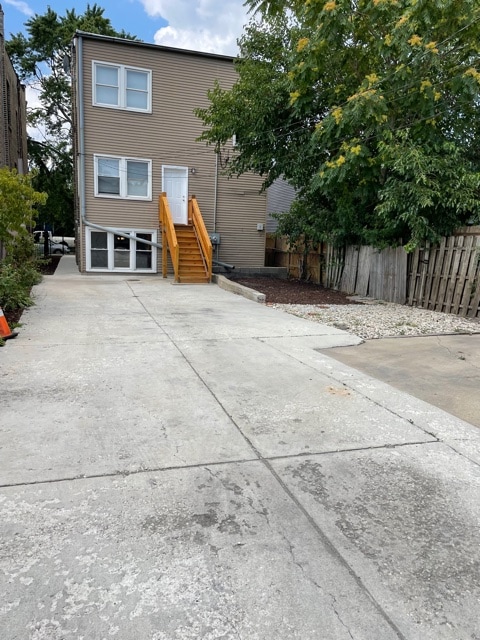 Photo - 1725 N Harding Ave