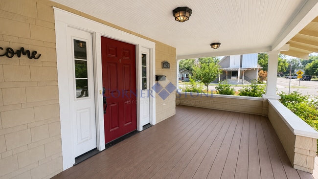 Photo - 1624 3rd St S