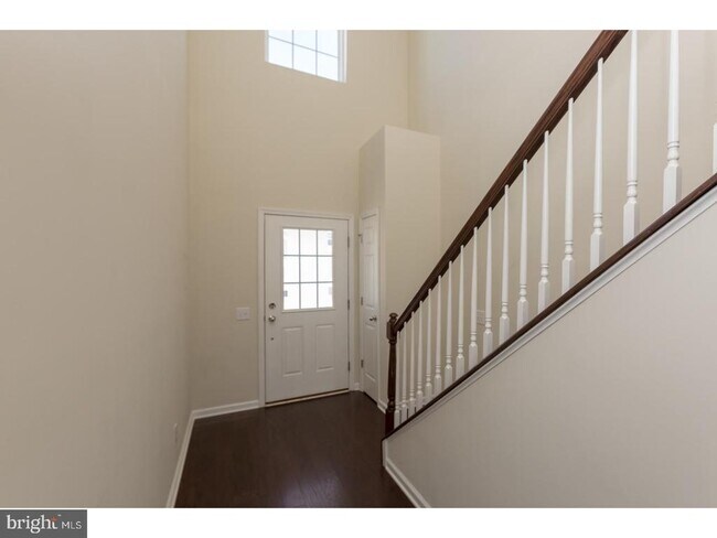 Photo - 228 Sills Ln