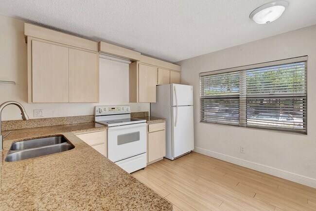 Photo - 4004 Medford Ct