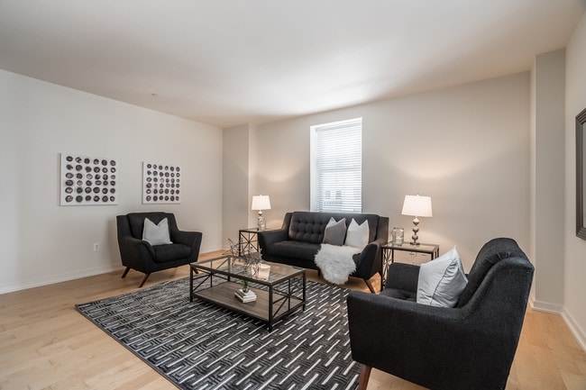 Photo - 1401 Walnut St