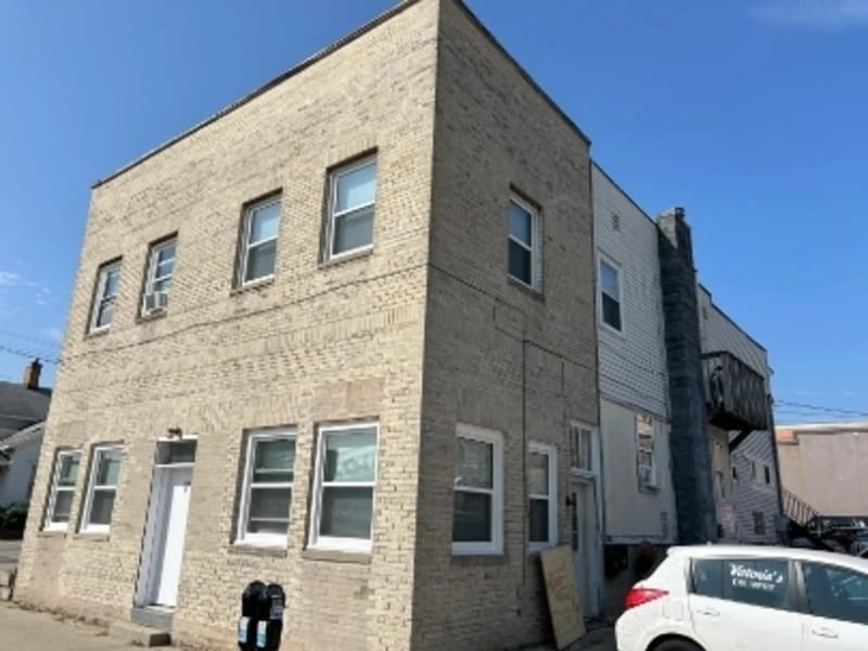 Photo - 119 S Walnut St