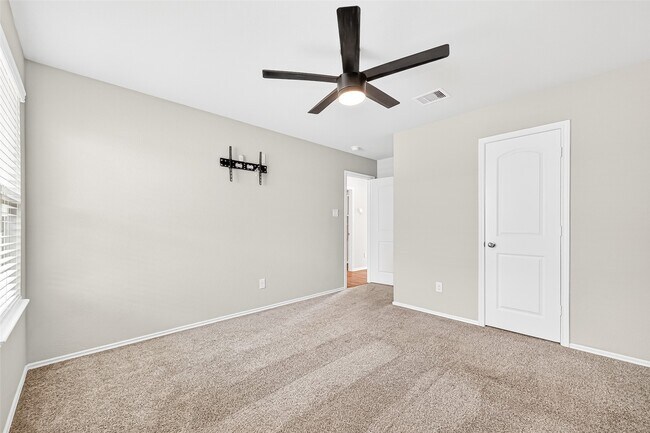 Photo - 21414 Hartford Hollow Ln
