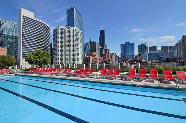 Photo - 353 N Clinton St