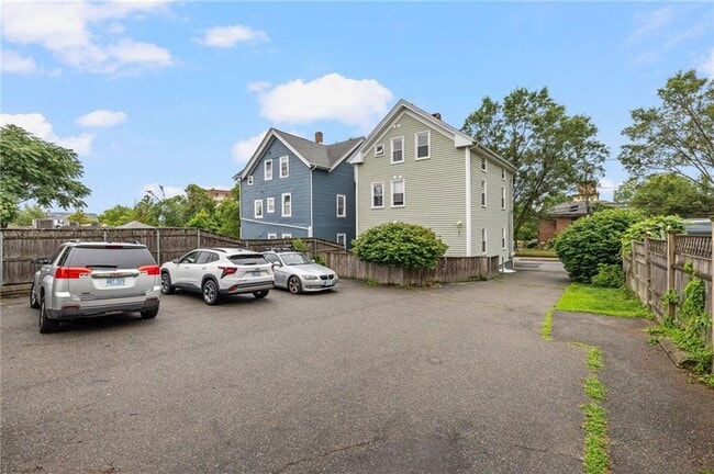 Photo - 510 Wickenden St Unit 3
