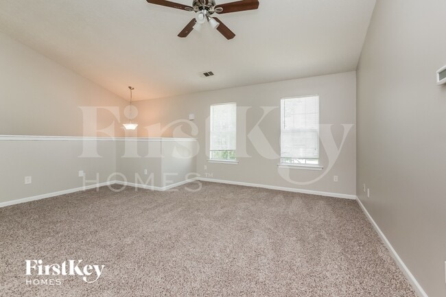 Photo - 10668 Daisy Cove