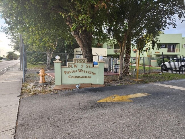 Building Photo - 11011 NW 7th St Unit 203-8